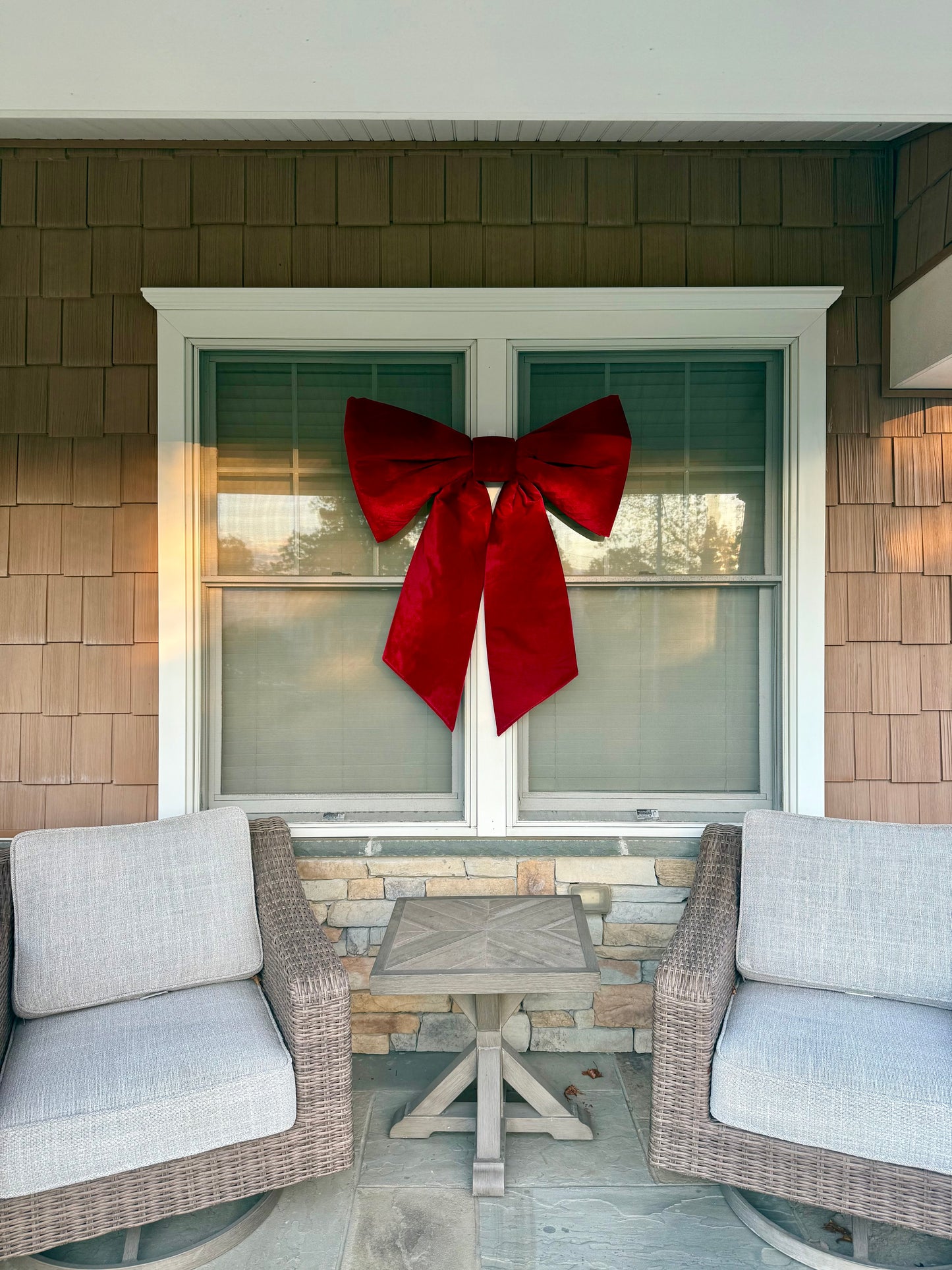 36" Outdoor Padded Bow