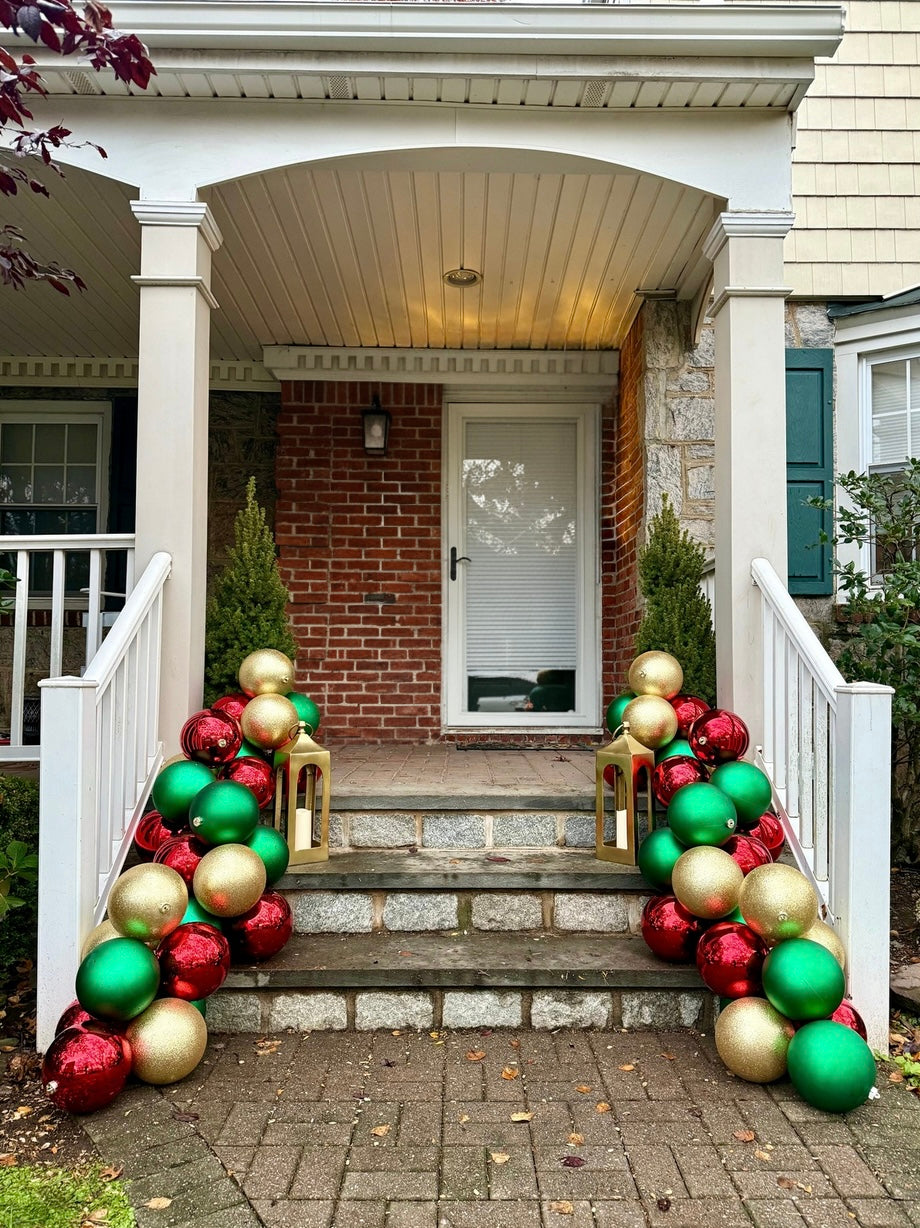 Rental - Medium Holiday Cascade